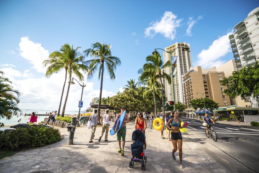 Midway Realty at Waikiki Sunset 16th Floor Apartment Honolulu Bagian luar foto